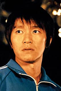 How tall is Stephen Chow?